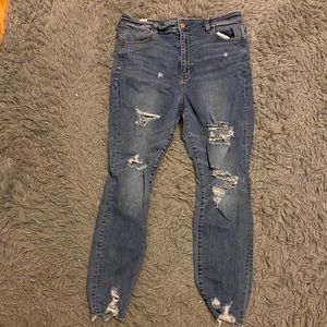 American Eagle High Rise Jeans